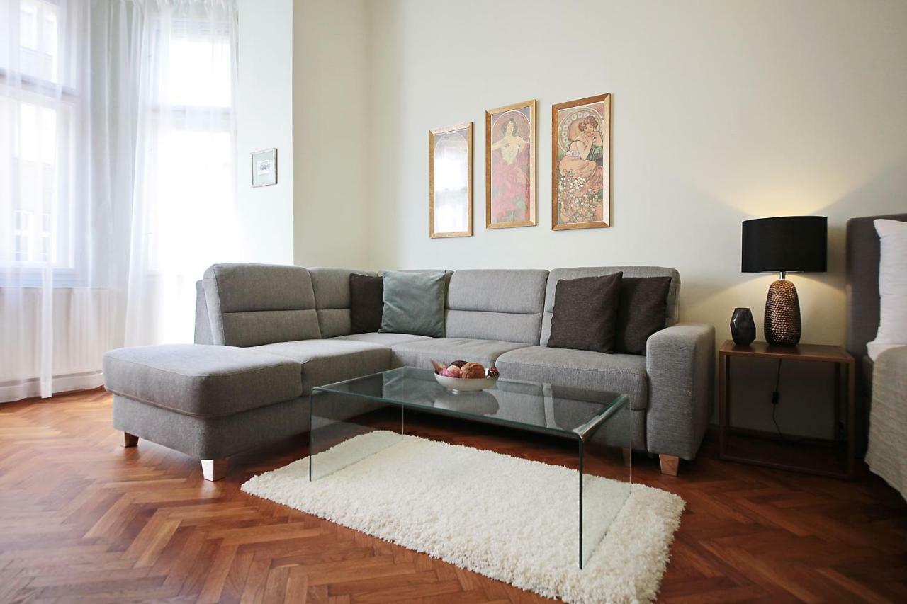 Apartment In The Heart Of Prague Extérieur photo