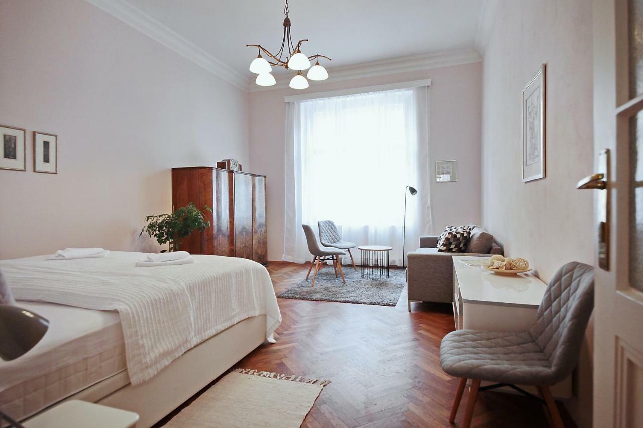 Apartment In The Heart Of Prague Extérieur photo